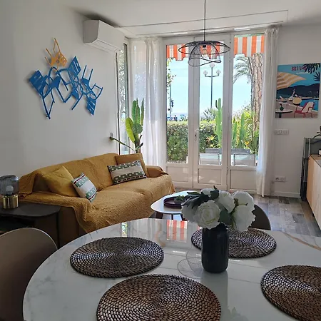Garden Atlantide Promenade Apartman *