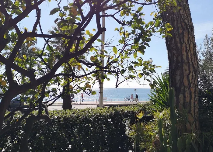 Garden Atlantide Promenade